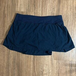 True Navy Lulu, pace rival skirt